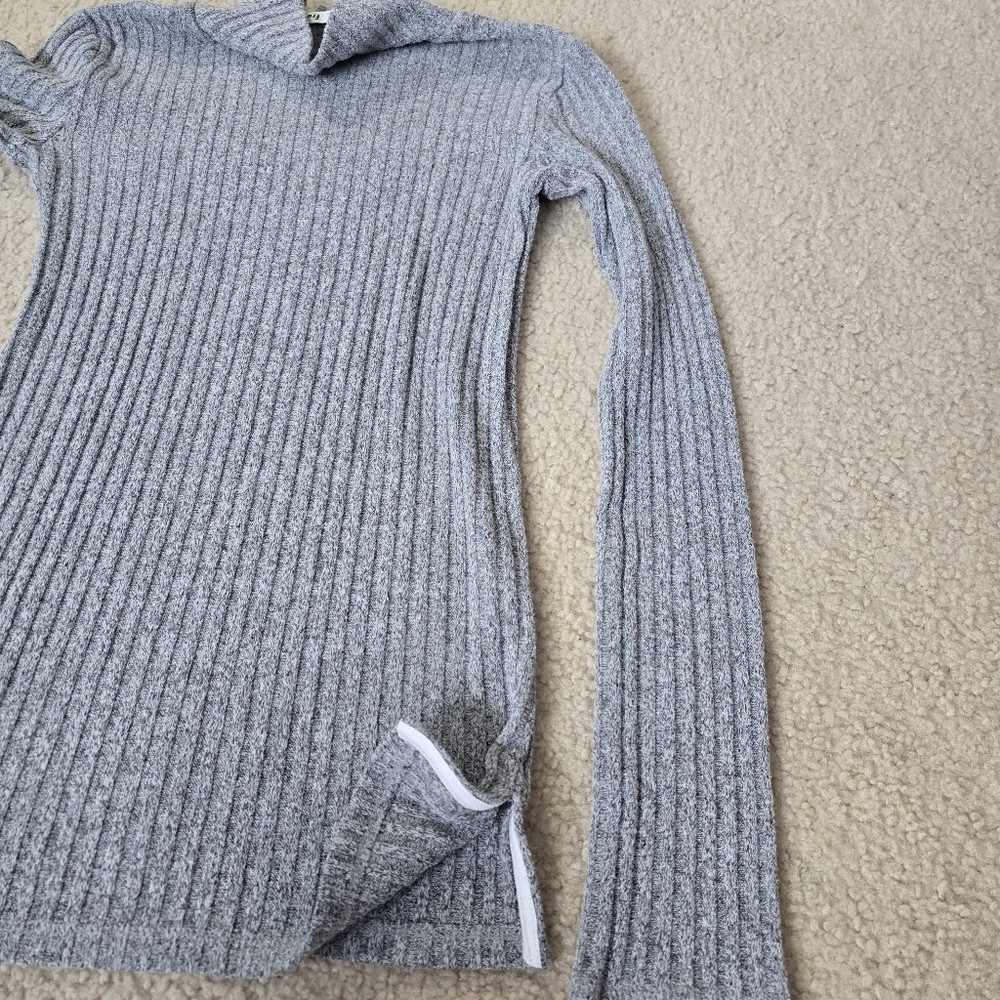 Aritzia Wilfred Free Grey Buswell Ribbed Mock Neck Long Sleeve Womens Size XS - Picture 6 of 6